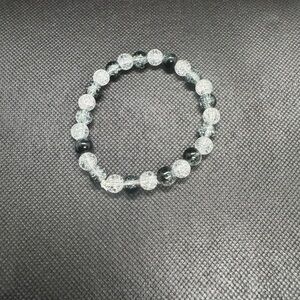 Elegant Black and Silver Beaded Bracelet
